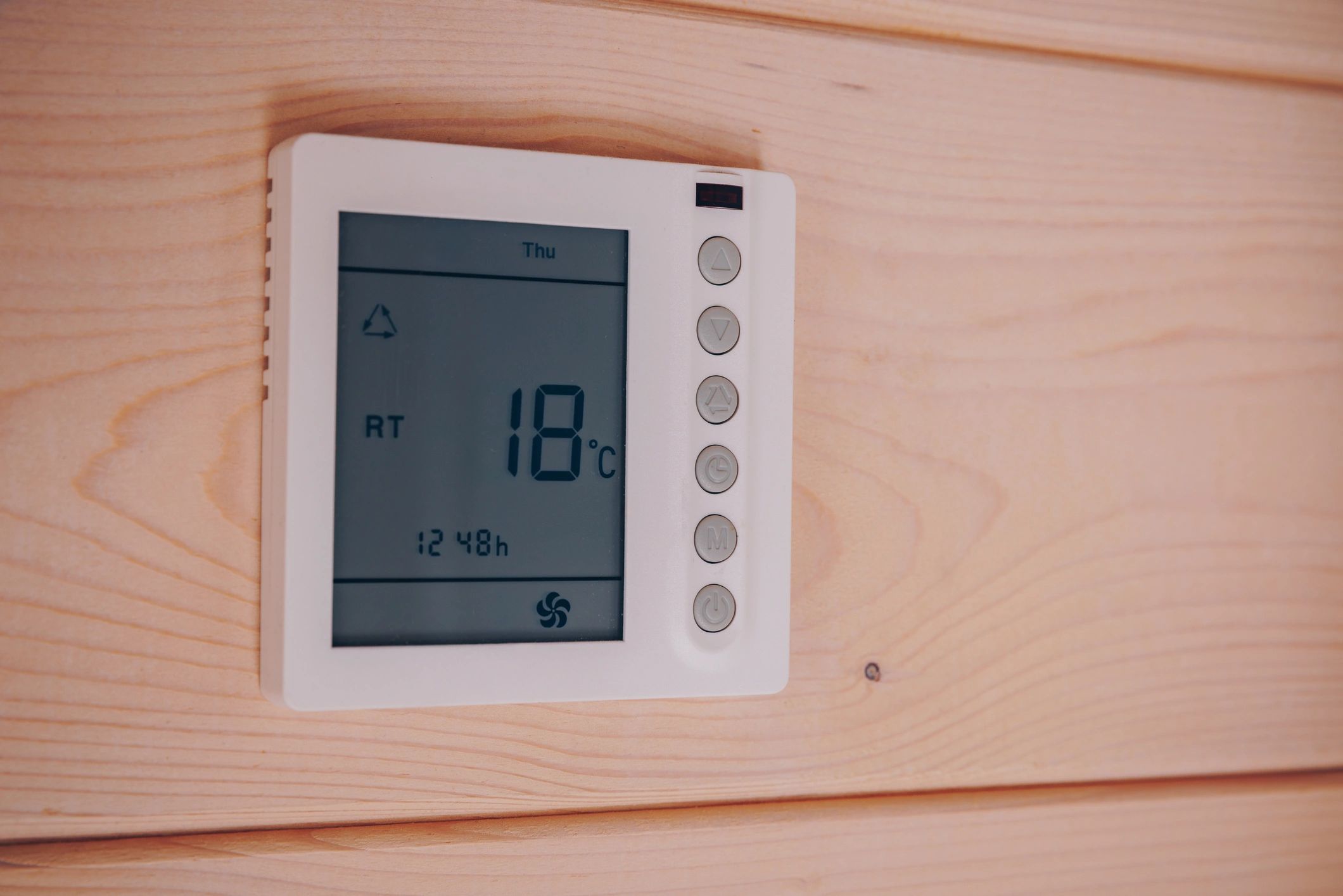 Digital thermostat temperature control display
